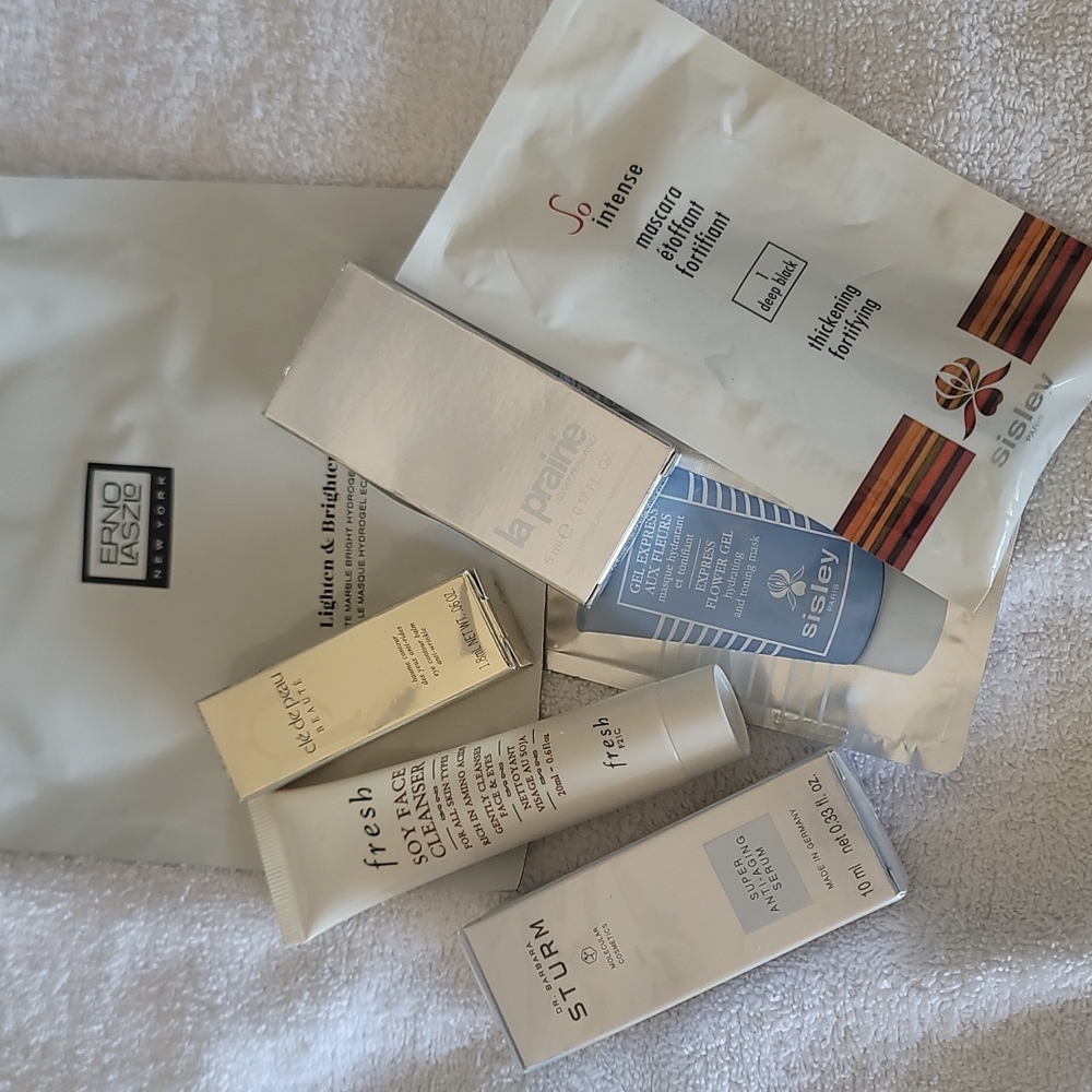 Luxury sample pack. Deluxe travel size samples.
